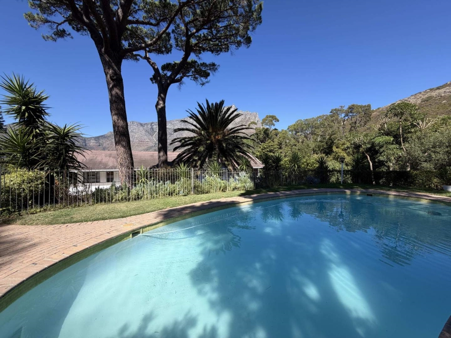 To Let 1 Bedroom Property for Rent in Tamboerskloof Western Cape